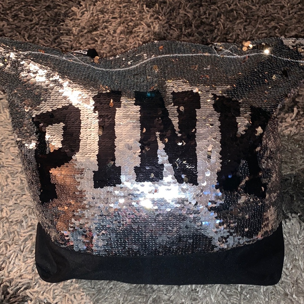 Pink sequined tote bag good cond